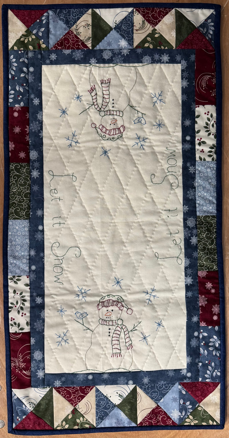 Let It Snow Tablerunner Kit